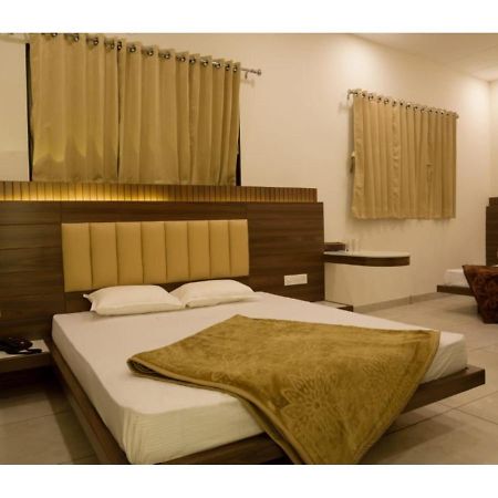 Hotel Govindam, Ujjain Exterior foto